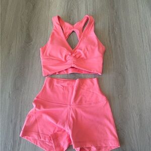 Aritzia workout set